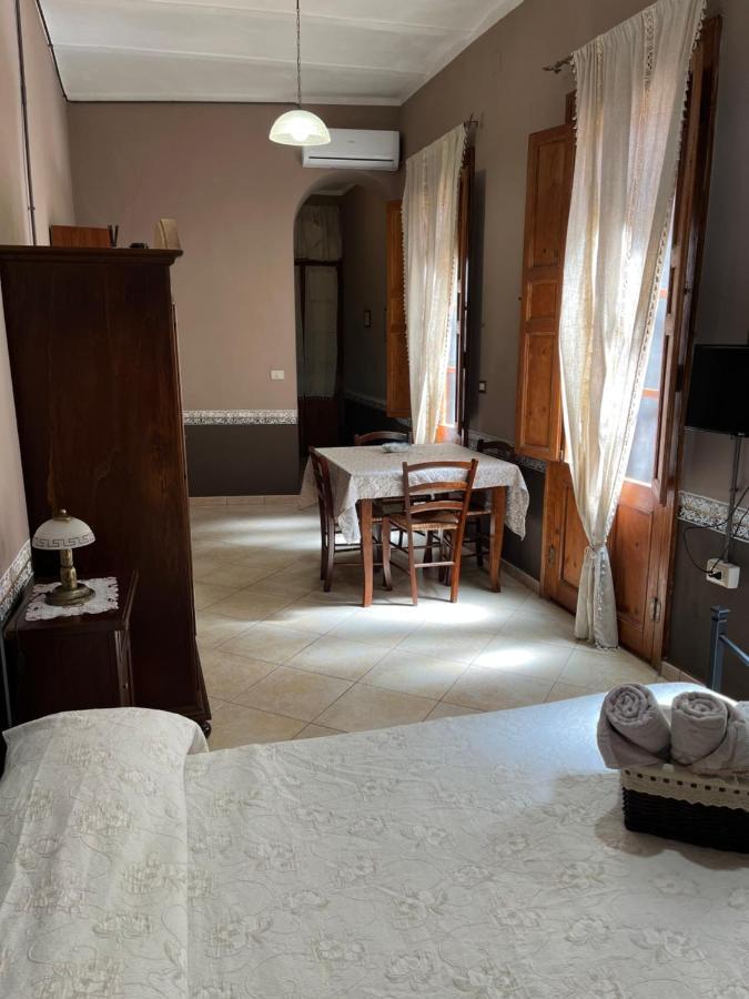B&B Su Maimoni Iglesias Buitenkant foto